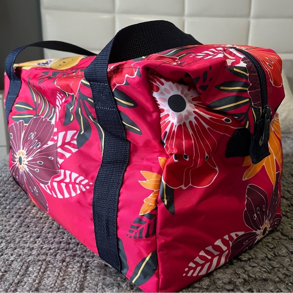 THIRTY-ONE Fresh Market Thermal insulated cooler bag.
